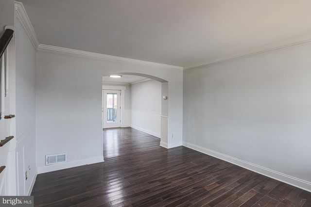 1628 SEARLES RD, Dundalk, MD 21222