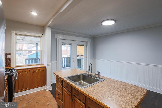 1628 SEARLES RD, Dundalk, MD 21222