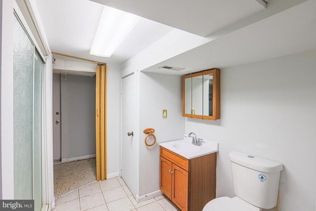 1628 SEARLES RD, Dundalk, MD 21222