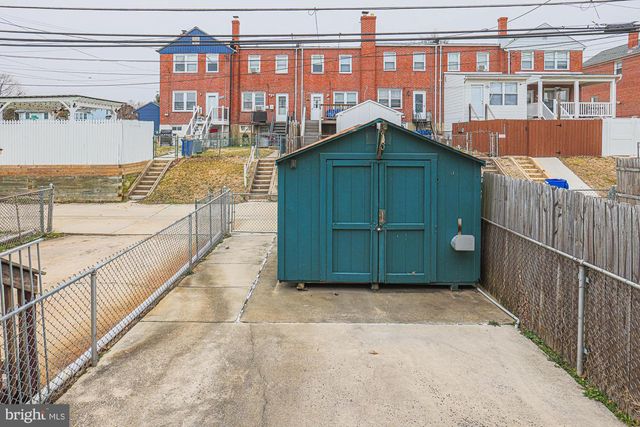 1628 SEARLES RD, Dundalk, MD 21222