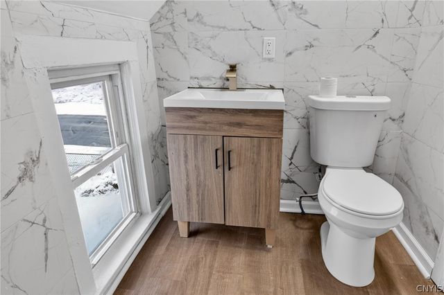 204 East Maple Avenue, East Rochester, NY 14445