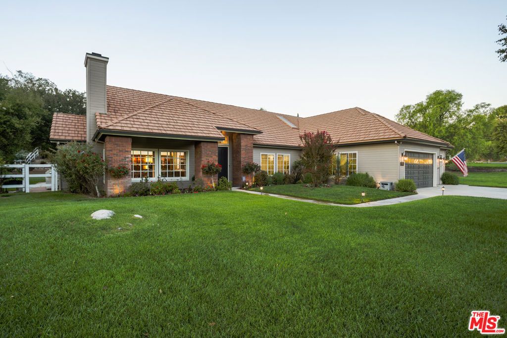 15555 Bronco Drive, Canyon Country, CA 91387 — photo 2