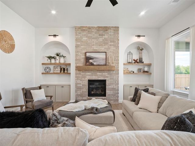 417 Explorer Trail, Norman, OK 73071