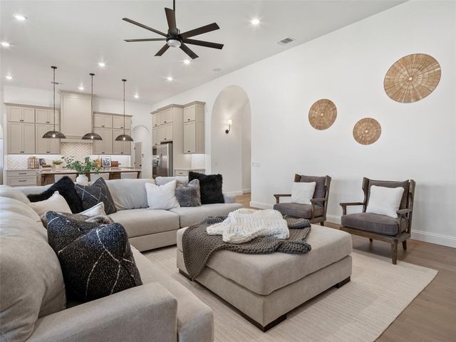 417 Explorer Trail, Norman, OK 73071