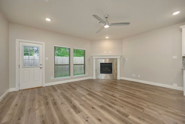 124 Elm Lane, Roanoke, TX 76262