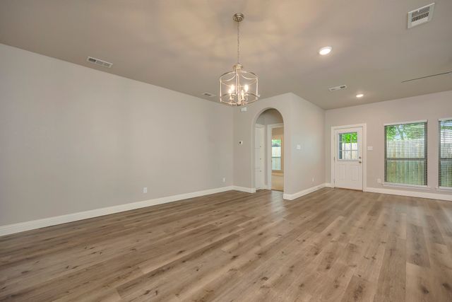 124 Elm Lane, Roanoke, TX 76262