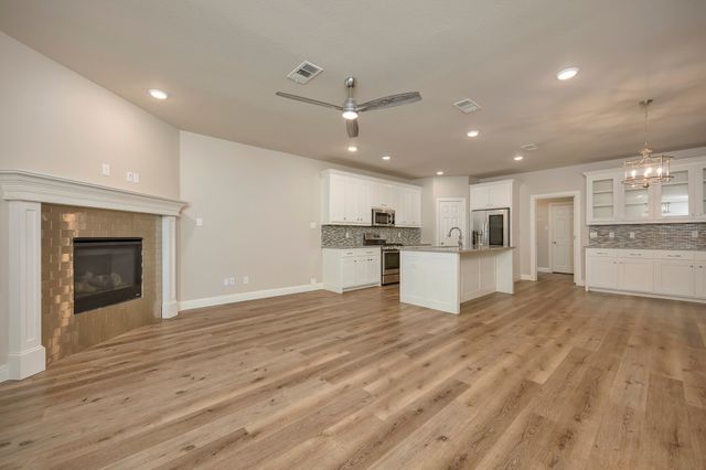 124 Elm Lane, Roanoke, TX 76262
