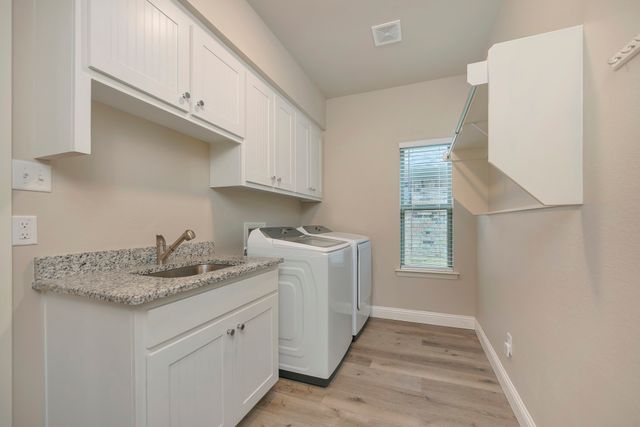 124 Elm Lane, Roanoke, TX 76262