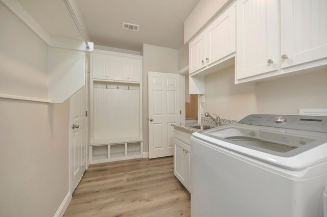 124 Elm Lane, Roanoke, TX 76262