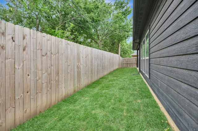 124 Elm Lane, Roanoke, TX 76262