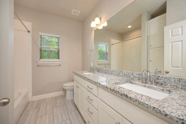 124 Elm Lane, Roanoke, TX 76262