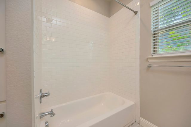 124 Elm Lane, Roanoke, TX 76262