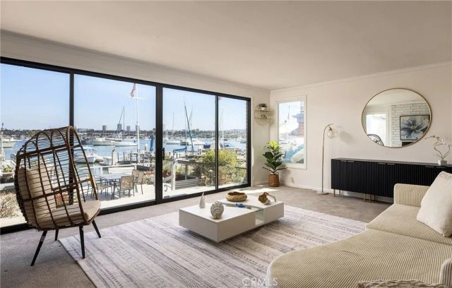 1214 E Balboa Boulevard, Newport Beach, CA 92661