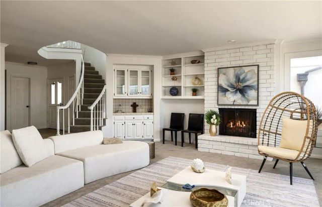 1214 E Balboa Boulevard, Newport Beach, CA 92661