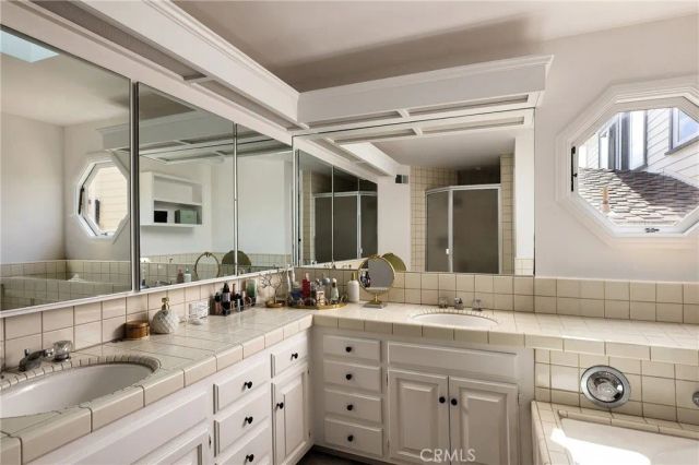 1214 E Balboa Boulevard, Newport Beach, CA 92661