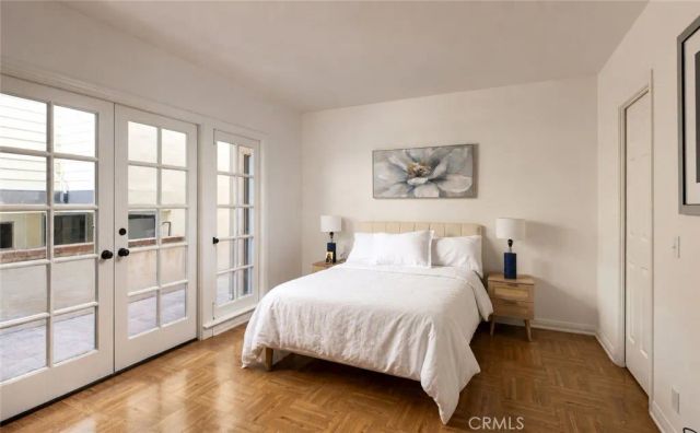 1214 E Balboa Boulevard, Newport Beach, CA 92661