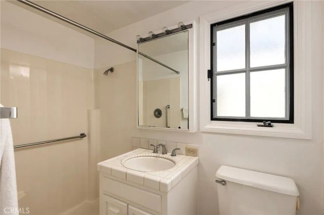 1214 E Balboa Boulevard, Newport Beach, CA 92661