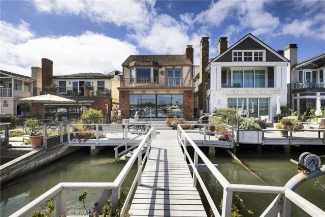 1214 E Balboa Boulevard, Newport Beach, CA 92661
