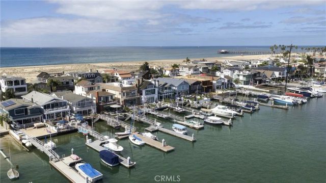 1214 E Balboa Boulevard, Newport Beach, CA 92661