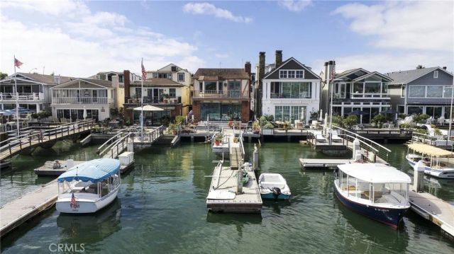 1214 E Balboa Boulevard, Newport Beach, CA 92661