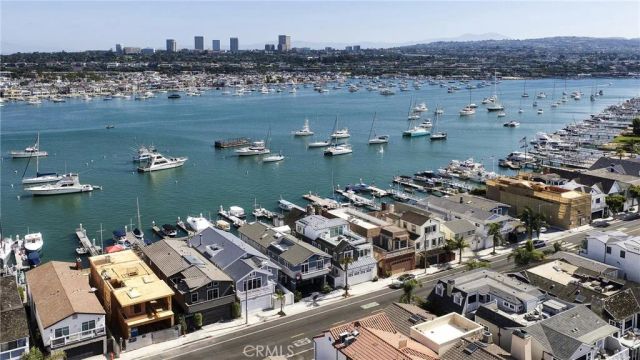 1214 E Balboa Boulevard, Newport Beach, CA 92661