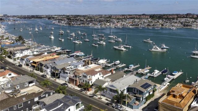 1214 E Balboa Boulevard, Newport Beach, CA 92661