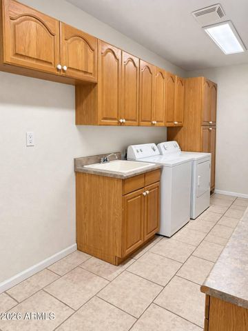 3746 W EVA Street, Phoenix, AZ 85051