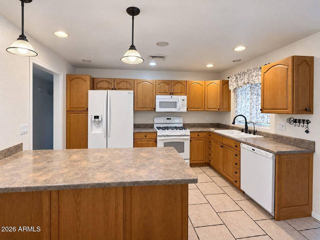 3746 W EVA Street, Phoenix, AZ 85051