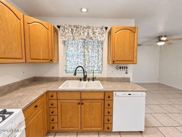 3746 W EVA Street, Phoenix, AZ 85051
