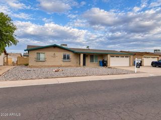 3746 W EVA Street, Phoenix, AZ 85051
