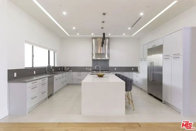 748 N Detroit Street, Los Angeles, CA 90046