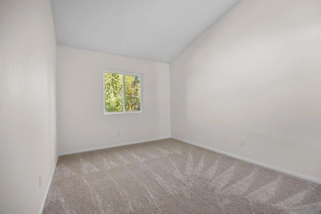 5056 Corte Alacante, Oceanside, CA 92057