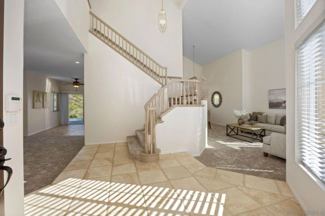 5056 Corte Alacante, Oceanside, CA 92057