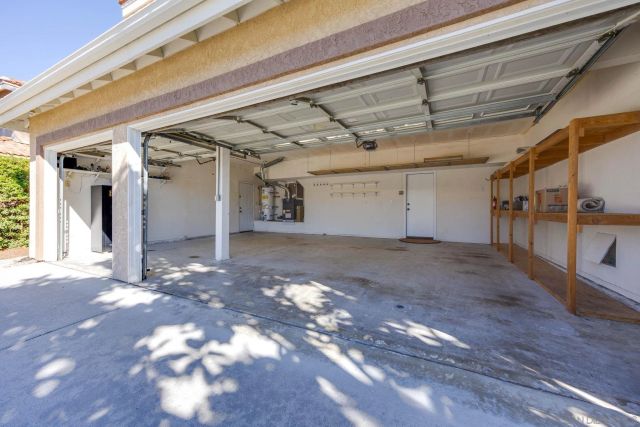 5056 Corte Alacante, Oceanside, CA 92057