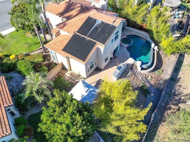 5056 Corte Alacante, Oceanside, CA 92057
