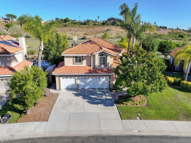 5056 Corte Alacante, Oceanside, CA 92057
