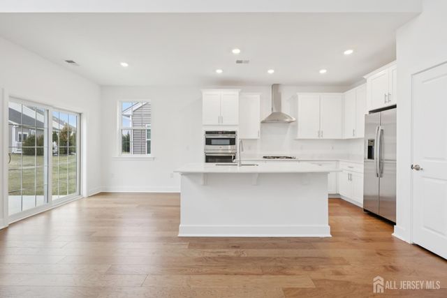 68 Fillmore Drive, Monroe, NJ 08831