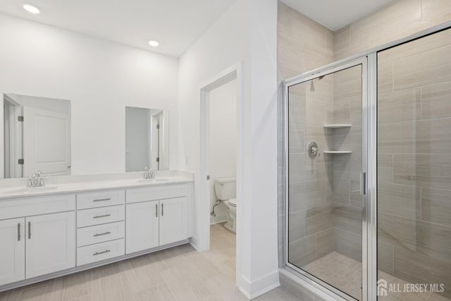 68 Fillmore Drive, Monroe, NJ 08831