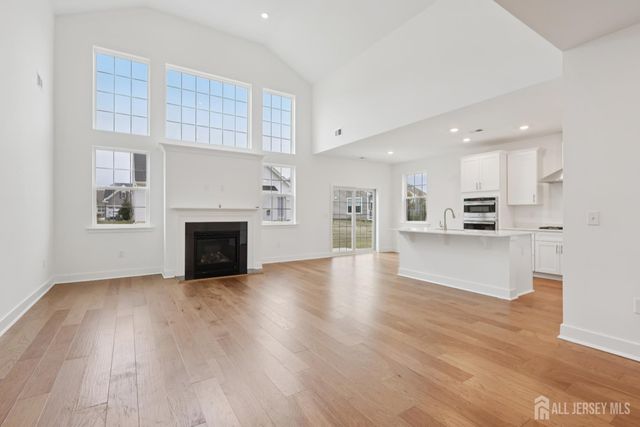 68 Fillmore Drive, Monroe, NJ 08831