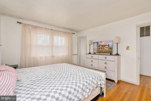 7512 FORRESTER LN, Manassas, VA 20109