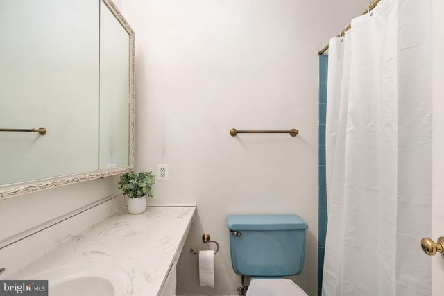 7512 FORRESTER LN, Manassas, VA 20109