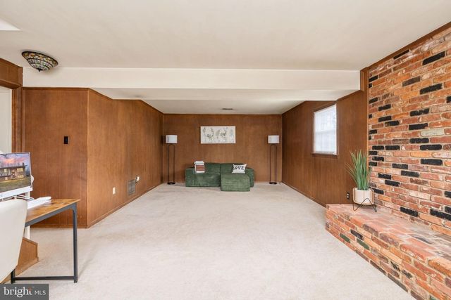 7512 FORRESTER LN, Manassas, VA 20109