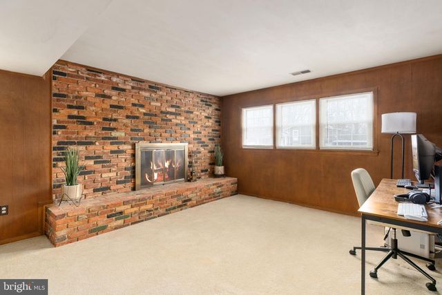 7512 FORRESTER LN, Manassas, VA 20109