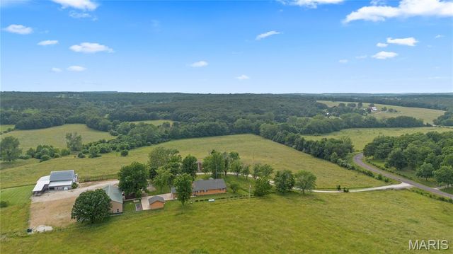 22380 State Route P, St James, MO 65559