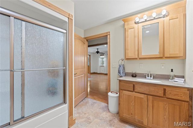 22380 State Route P, St James, MO 65559