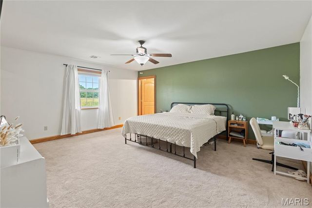 22380 State Route P, St James, MO 65559