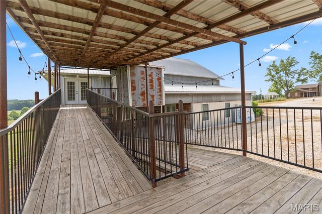 22380 State Route P, St James, MO 65559