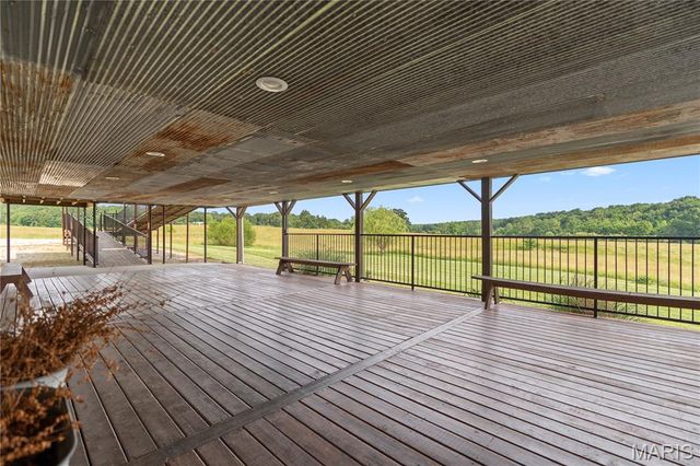 22380 State Route P, St James, MO 65559