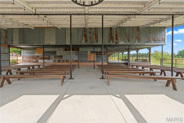 22380 State Route P, St James, MO 65559