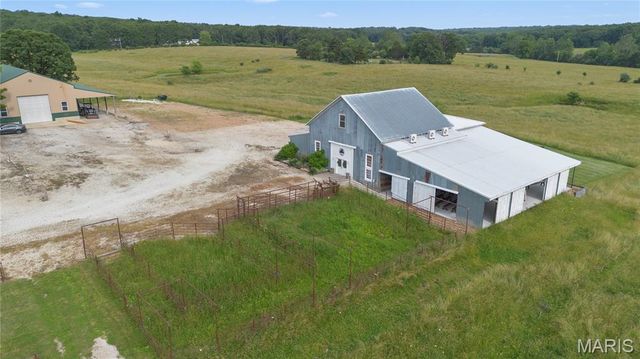 22380 State Route P, St James, MO 65559